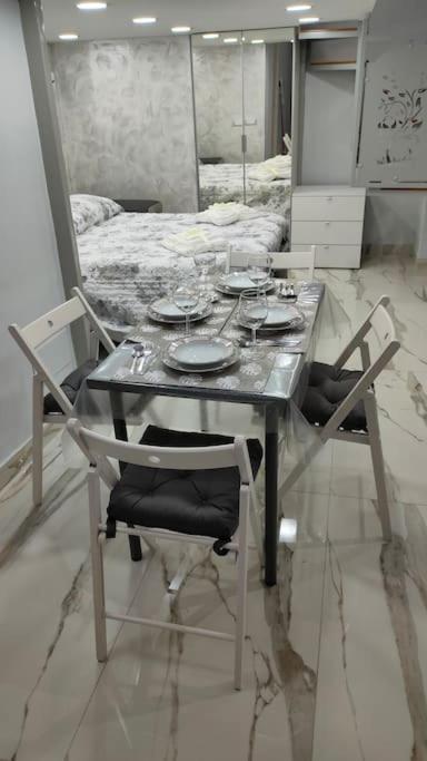 Il Duomo A Due Passi Apartment Neapel